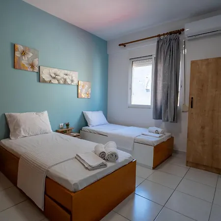 Seaside Family Apt, 2 Bedroom 80m From Sea, Quite Area